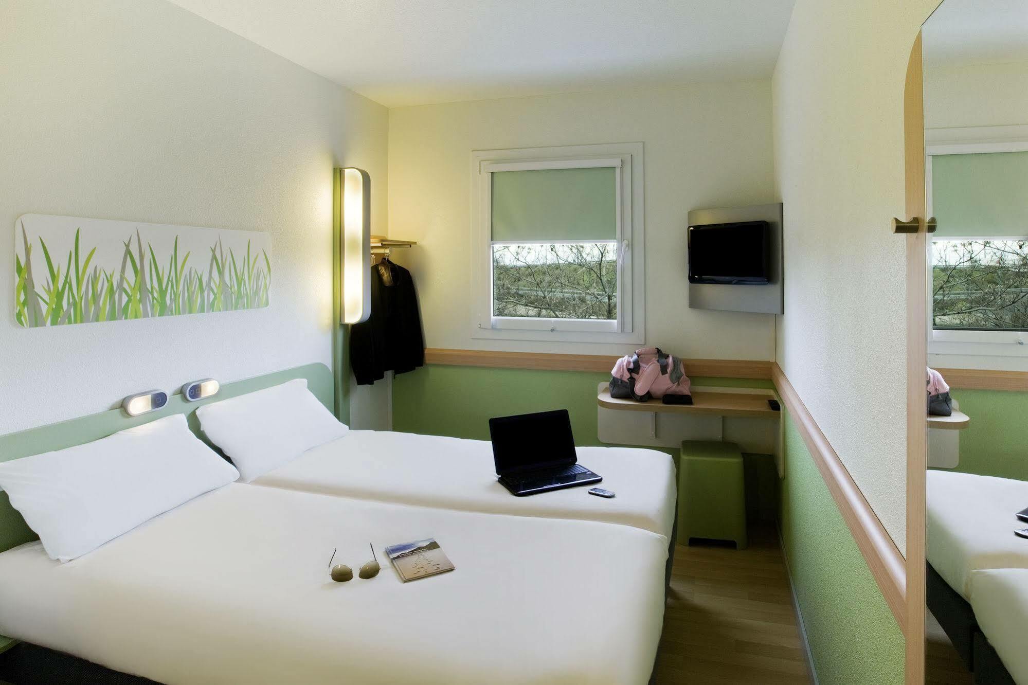 ไอบิส บัดเจ็ต ฟงแตงโบล เอวอน Hotel Avon ภายนอก รูปภาพ